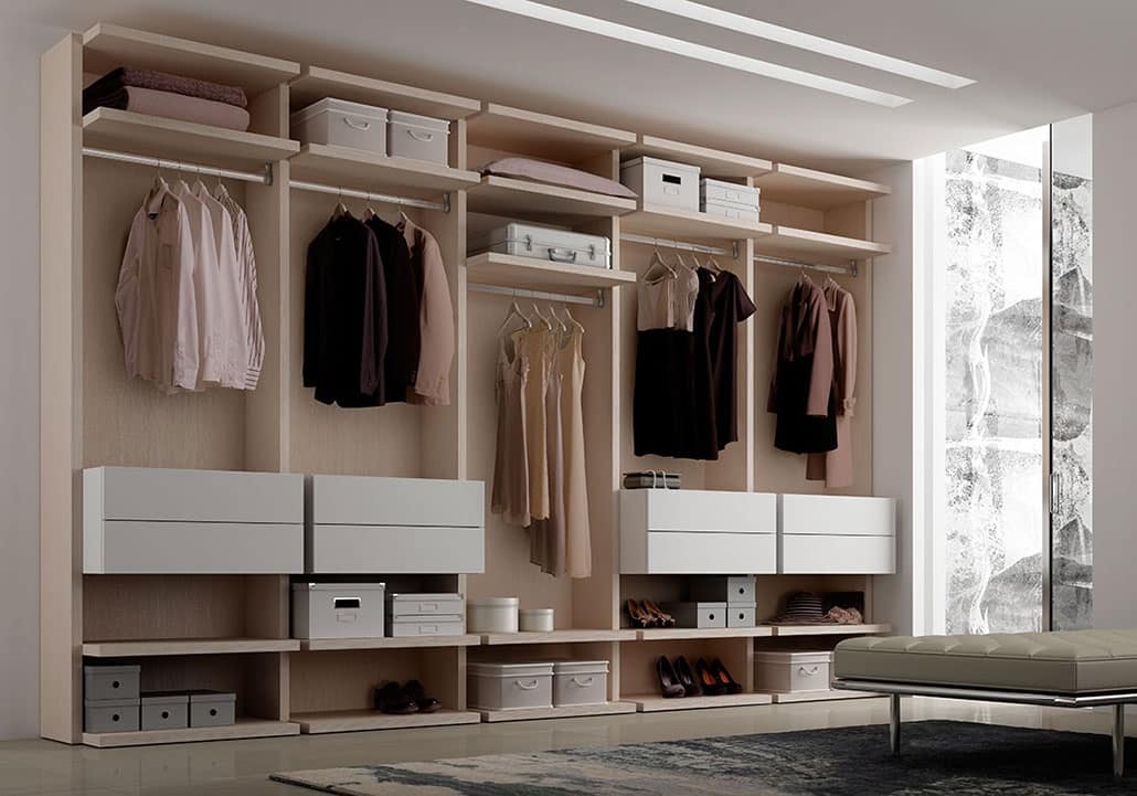 Begehbarer Kleiderschrank In Larche Mit 4 Cm Dick Idfdesign
