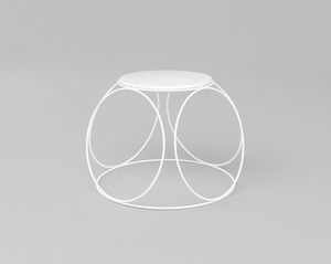 Doppelbett mit Eisenstruktur | IDFdesign