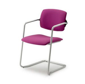 Laila 0585, Stapelbarer Stuhl für Büro, mit Kufen