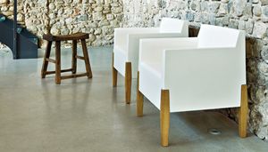 Kubrik, Design Sessel aus Holz und Kunststoff