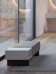 Twenty, Modulare Bank mit Stahlbasis