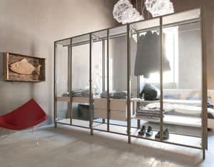 Solo Freestanding, Begehbarer Kleiderschrank aus Glas, Metall und Holz