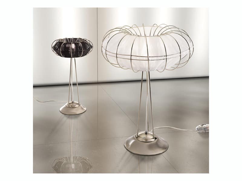 Moon table lamp, Tischleuchte mit sauber und minimalistische Linien