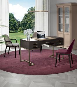 Art. 9267, Schreibtisch mit strengen Formen