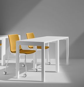 CAMPUS STUDIO, Sammlung modularer und anpassbarer Tische