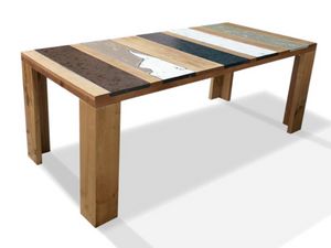 Xilo, Tisch aus Holz und Lavastein