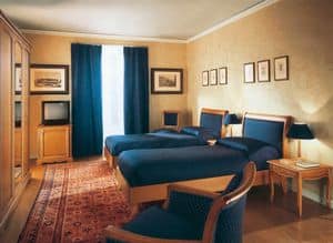 Collezione Medea, Stilvolle Mbel fr die Zimmer-Hotel mit eleganten Kirschholzdekor
