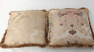 Kissen, Kissen, die mit Sesseln und Sofas im klassischen Stil kombiniert werden k�nnen