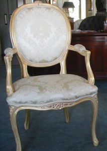 Art.613, Stuhl mit Armlehnen. mit ovaler Rückenlehne