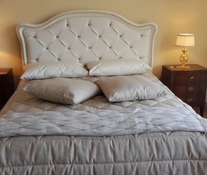 Art. 900, Klassisches Bett mit Kopfteil aus Kunstleder