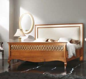 Art. H024 PERFORIERTE BETT, Gepolstertes Bett aus Holz mit Fubrett perforiert