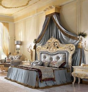 Royal Bett, Doppelbett aus geschnitztem Holz und gepolstertem Kopfteil