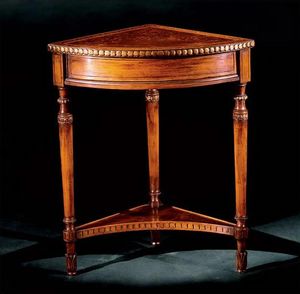 Complements side table 755, Corner Beistelltisch aus Holz geschnitzt