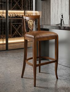 Art. 1490V2/B, Holzhocker, R�ckenlehne mit Schnitzerei, klassischer Stil