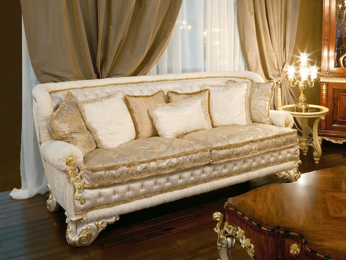 Art. 1051, Luxus-Sofa bedeckt in Seide, gesteppte Rückenlehne