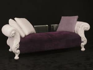 Daniela Plexi, Sofa geschnitzt handgefertigt, klassischen Stil