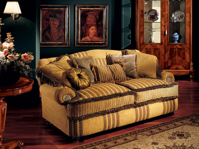 Marcus sofa, Luxus-Sofa mit niedrigen Armlehnen, klassischen Stil