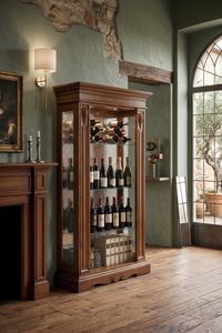 Art. 1463V2, Vitrine im klassischen Stil mit geschnitzten Kapitellen