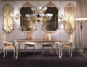 Boiserie, Holzwand in luxuriösen klassischen Stil, von Hand dekoriert