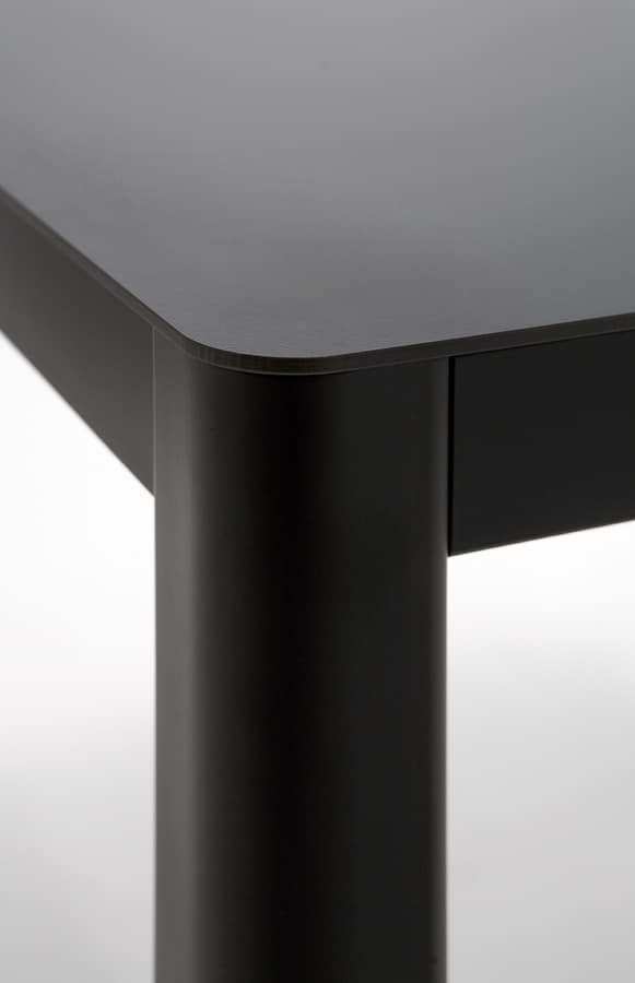 La h75, Metall-Tisch mit HPL-Platte, moderne Linie