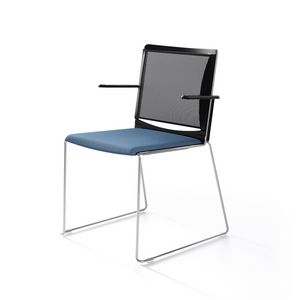 Multi mesh, Stuhl auf Kufen aus lackiertem Metall, Netzrücken, Polypropylen Sitz