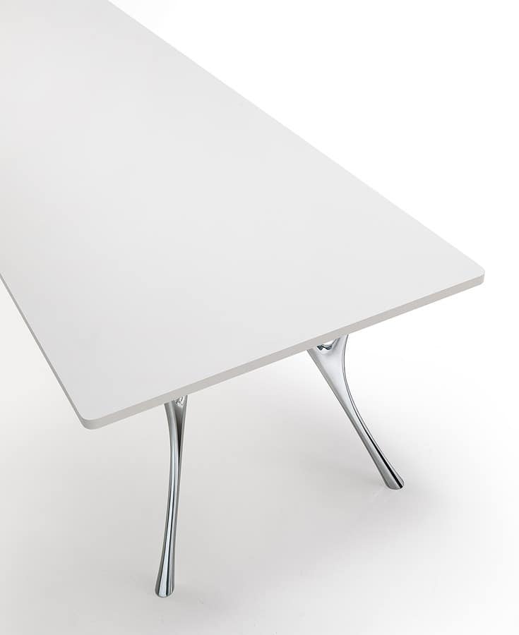 Pegaso solid, Langen Tisch aus poliertem Aluminium und Harz Top-