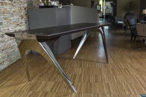 EREISMA - VAR. 5, Tabelle mit Holzplatte und Trger aus rostfreiem Stahl