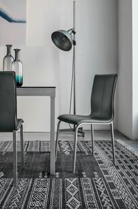 GLAMOUR SE135, Stuhl mit Lederoberteilideal für Speisesaal und Bar