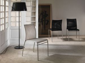 Art. 039 Matrix, Stuhl aus Metall mit PVC-Netz Sitz und Rückenlehne, stapelbar