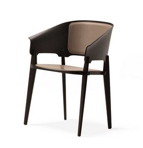 Threepiece, Stuhl aus Holz, mit einem raffinierten Design