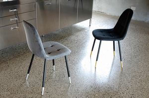 Art. 305 Cocò, Gepolsterter Stuhl, elegant und klein