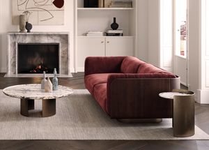 Gio, Sofa mit umhllender geschwungener Holzstruktur