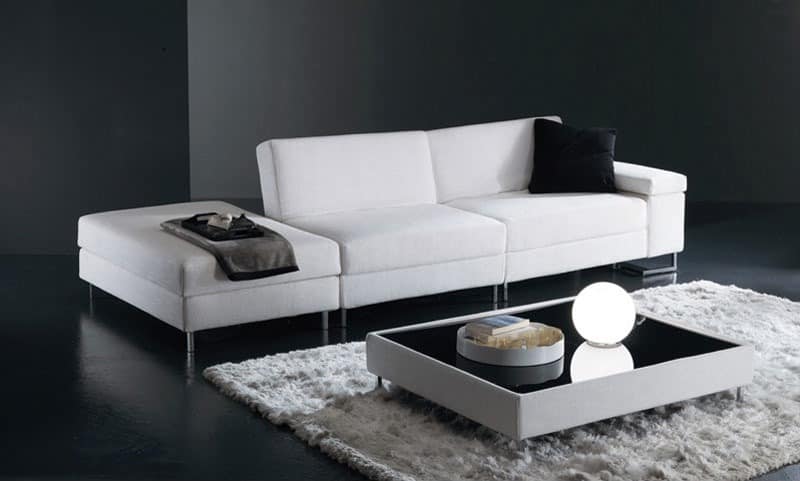 Mago', Sofa ideal für den Mittelraum, Füße aus verchromtem Stahl