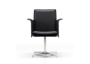 P181, Stuhl mit verchromter oder lackierter Basis