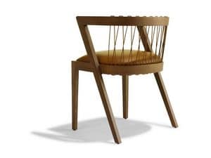STRING, Stuhl mit geschwungenen Rckenlehne und Sitzbreite