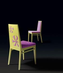 D02, Stuhl mit speziellen Dekoration auf der Rckseite der Rckenlehne