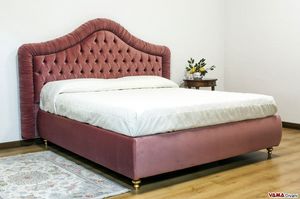 Agnese, Klassisches Bett mit Capitonn-Kopfteil und gepolstertem Rahmen