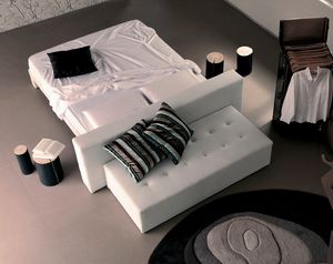 Nous, Gepolstertes Bett mit einem originellen Design