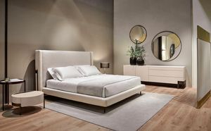 Valley Hochbett, Gepolstertes Bett mit hohem Kopfteil