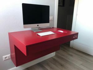Abgehängter Schreibtisch, Wandschreibtisch in modernem Design