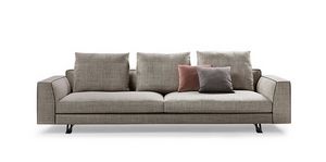 Burton, Design-Sofa mit Daunenkissen