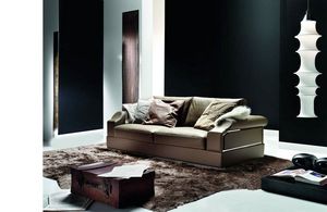 Dandy, Sofa mit dekorativen Metalleinstzen
