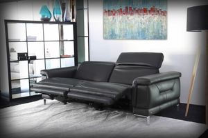 Portland, 2-Sitzer-Sofa aus schwarzem Leder
