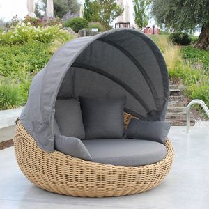 Conchiglione Manila, Weidensofa im Freien