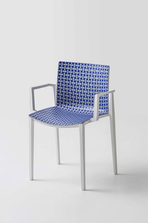 Clipperton Blend B, Stapelbarer Stuhl mit erhöhter Textur