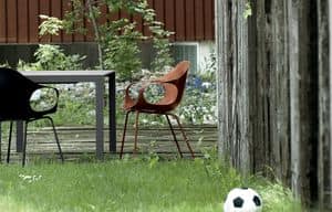 Elephant Four Legs Outdoor, Stuhl mit Kunststoff Armlehnen, fr den Einsatz konstruieren