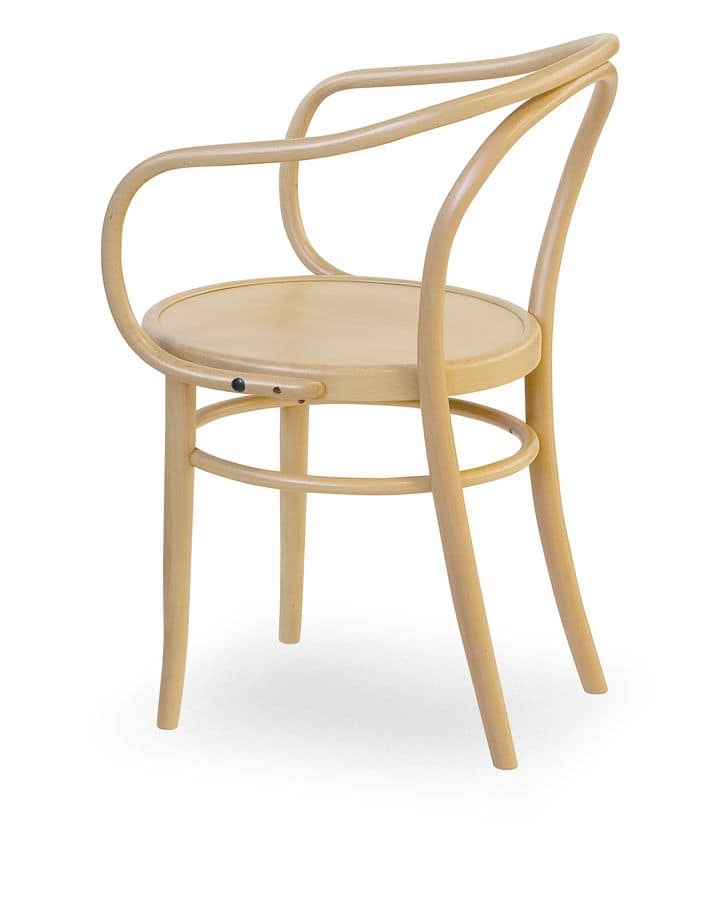 08, Sessel aus Holz mit Sitz aus Zuckerrohr