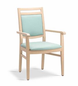 Pina P, Sessel aus Holz, gepolstert