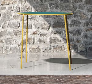 Bicro Table, Auentisch, stapelbar, in Stahl