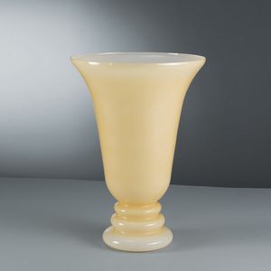 Hong Kong Lv606-050, Vase aus mundgeblasenem Glas